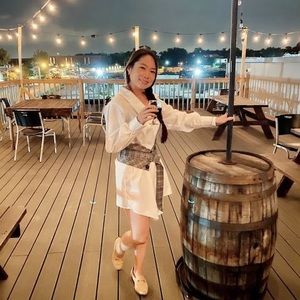 Meet your Posher, Jin